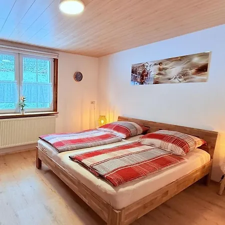 Σπίτι διακοπών With 5 Bedrooms *