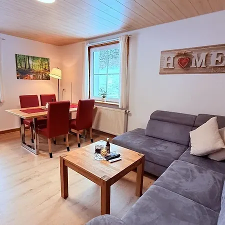 With 5 Bedrooms Σπίτι διακοπών Enzklösterle