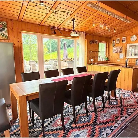 With 5 Bedrooms Σπίτι διακοπών Enzklösterle